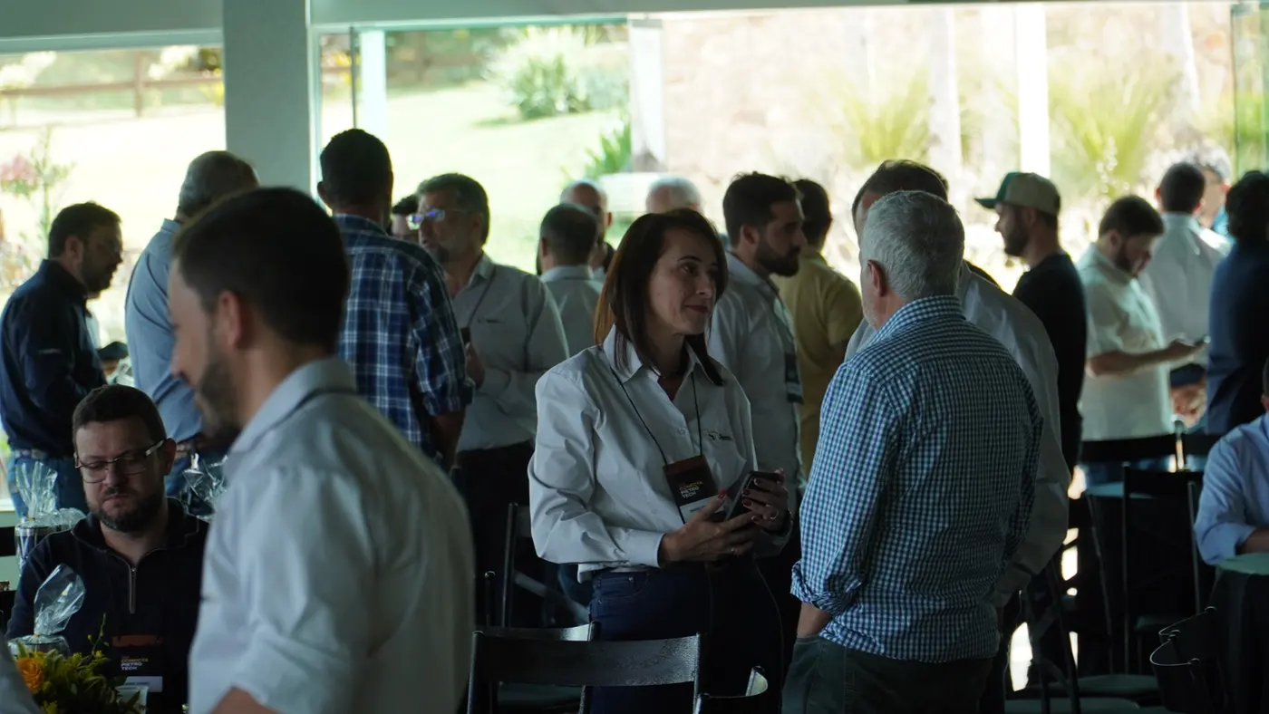 Plateia reunida durante a primeira edição do Conecta